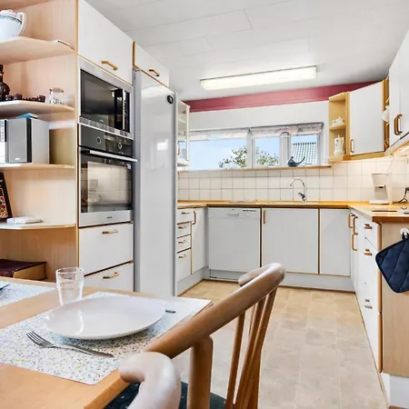 4 Bedroom Gorgeous In Сasa de vacaciones Skagen