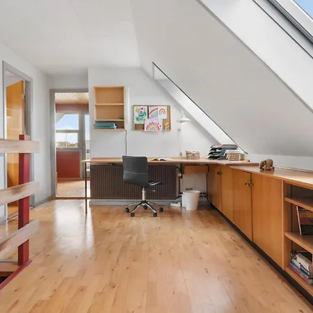 4 Bedroom Gorgeous In *